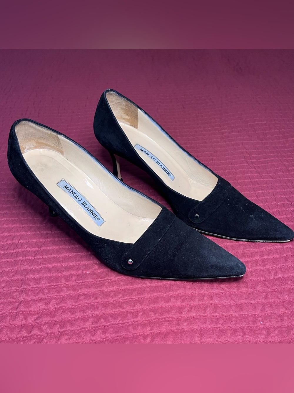 Manolo Blahnik Black Suede Loafer Pumps Stud Detail Kitten Heel 37.5/7.5 *VTG*